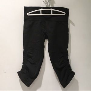 Lululemon In The Flow Crop II - Size 6